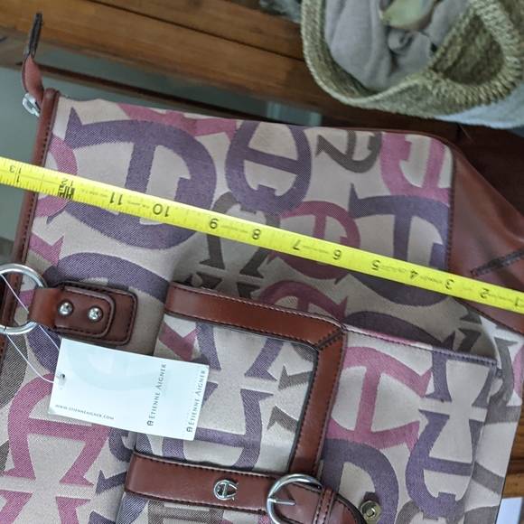 Business tote or purse you choose. Either way can't go wrong - Picture 3 of 5